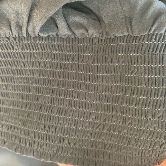 FRAME BNWT pure silk sexy high neck button with cutout neckline silk blouse🦋 - Picture 5 of 9